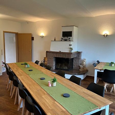 Ferienwohnungen 1 Bis 4 "Pumphut'S Scheune" Lengenfeld  Exteriör bild