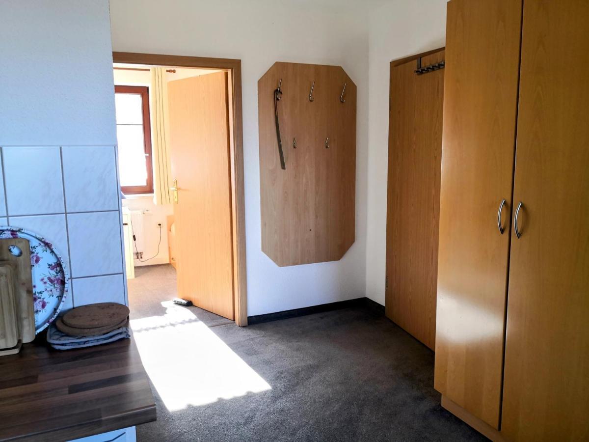 Ferienwohnungen 1 Bis 4 "Pumphut'S Scheune" Lengenfeld  Exteriör bild